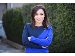 İletişim Uzmanı Esra Öz: “Siber Zorbalık Nedeniyle Dijital İtibarınız Zedelenmesin"