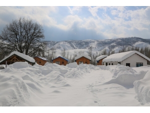 Tunceli’nin Bir İlçesi Kara Gömüldü