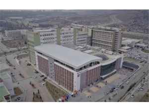 Depremde, Fırat Üniversitesi Hastanesi De Önemli Görev Üstlendi