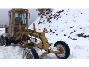 Manisa Kar Yağışı Hayatı Olumsuz Etkiliyor