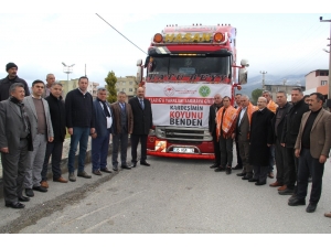 İzmir’den Elazığ’a 85 Koyun Gönderildi