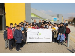 Gtb’den Öğrencilere ‘Sinema Ve Kitap Günü’ Etkinliği