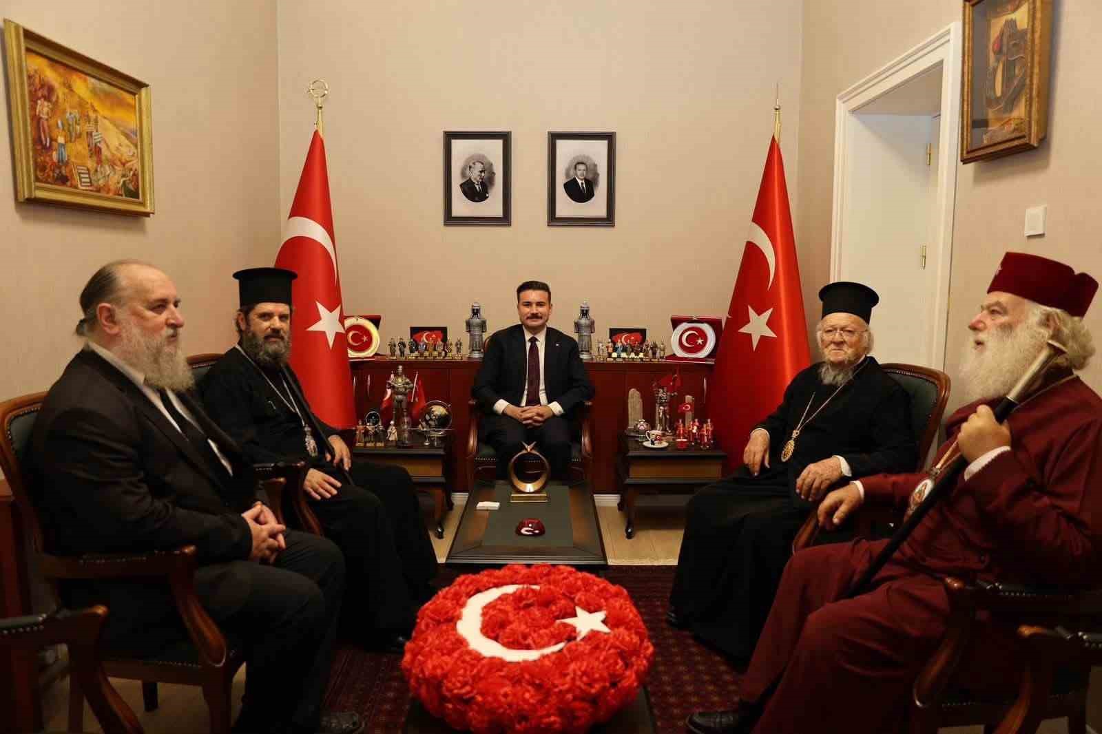 fener-rum-patrigi-bartholomeos-tan-gokceada-kaymakami-acar-a-ziyaret