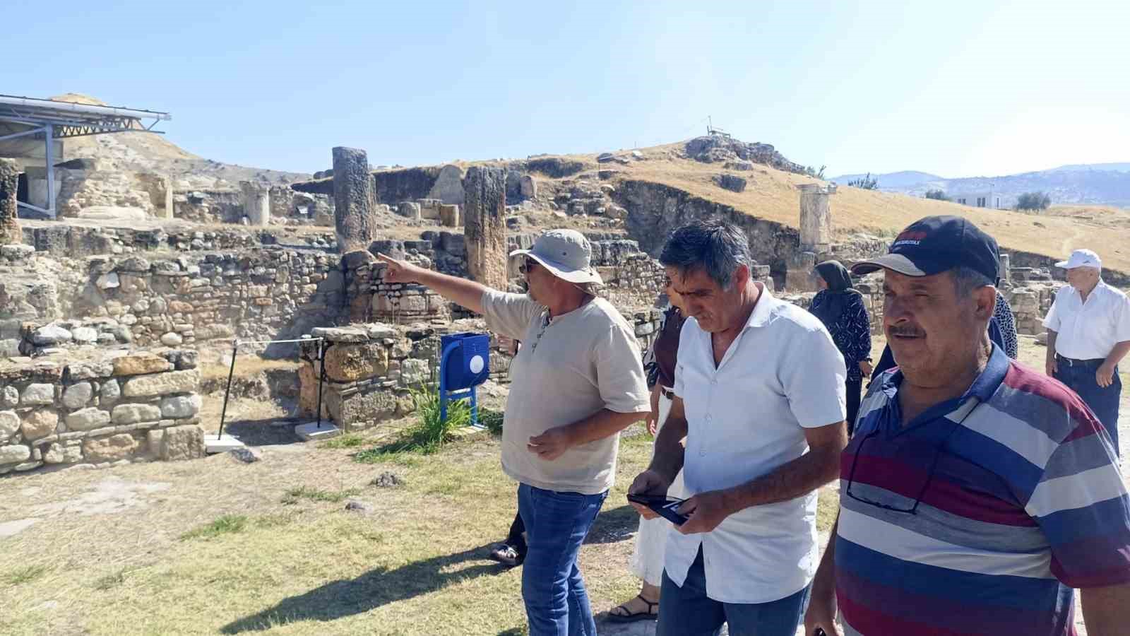 denizli-buyuksehirden-yerli-turistlere-ucretsiz-gezi-hamlesi