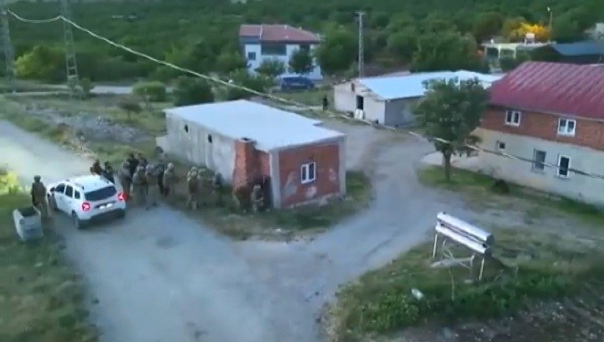 malatya-da-jasat-operasyonunda-2-firari-yakalandi