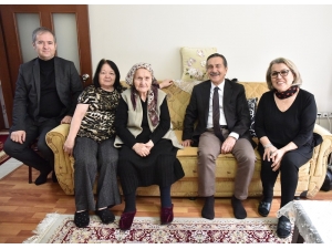 Başkan Ataç’tan 96 Yaşındaki Hanife Nineye Ziyaret