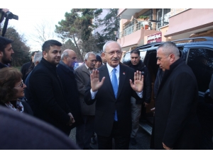 Chp Genel Başkanı Kemal Kılçdaroğlu’ndan Ağabeyi Ve Ablasına Ziyaret