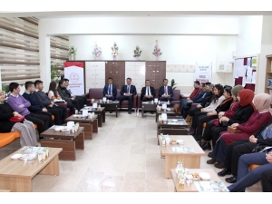 Savaşçı, Öğretmenlerin Taleplerini Dinledi