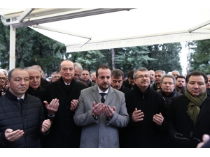 Bursa’nın Sevilen İşadamı Mümin Gençoğlu, Vefatının 27. Yılında Dualarla Anıldı