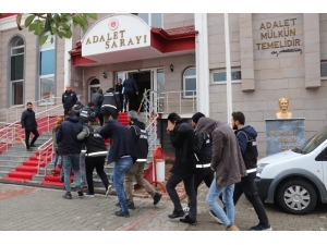Adıyaman’da Uyuşturucu Operasyonu: 11 Kişi Tutuklandı