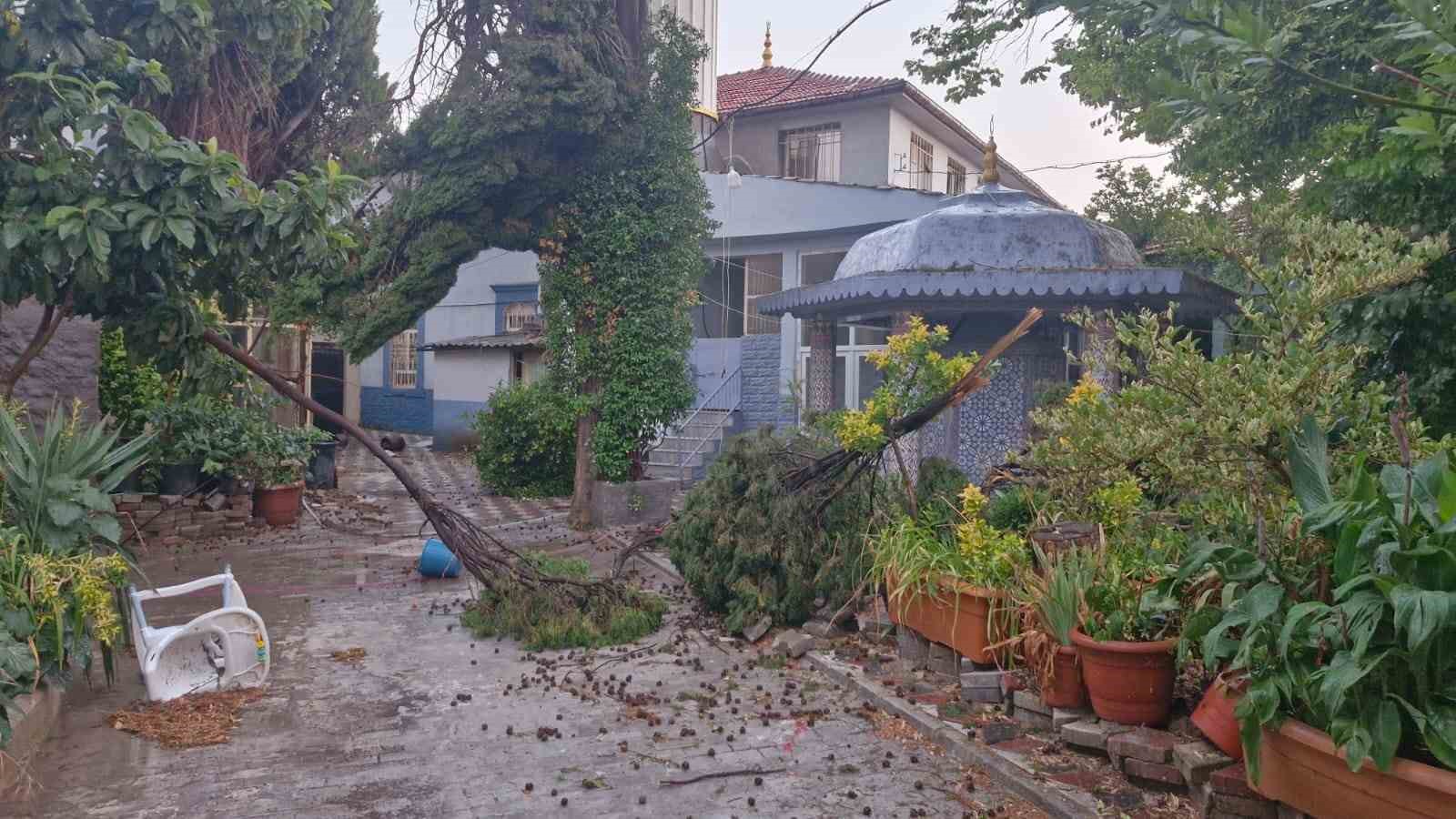 kirkagac-ta-firtina-hayati-olumsuz-etkiledi