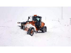 Siirt’te 104 Köy Yolu Ulaşıma Kapandı