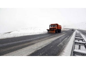 Van’da Riskli Bölgelerde Ulaşım Kontrollü Sağlanıyor