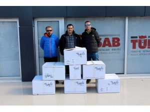 Turizmciler, Korona Virüsünden Korunmak İçin Çin’e Maske Gönderdi