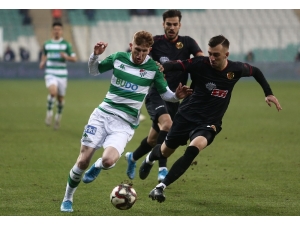 Bursaspor’da Burak Kapacak Şoku!