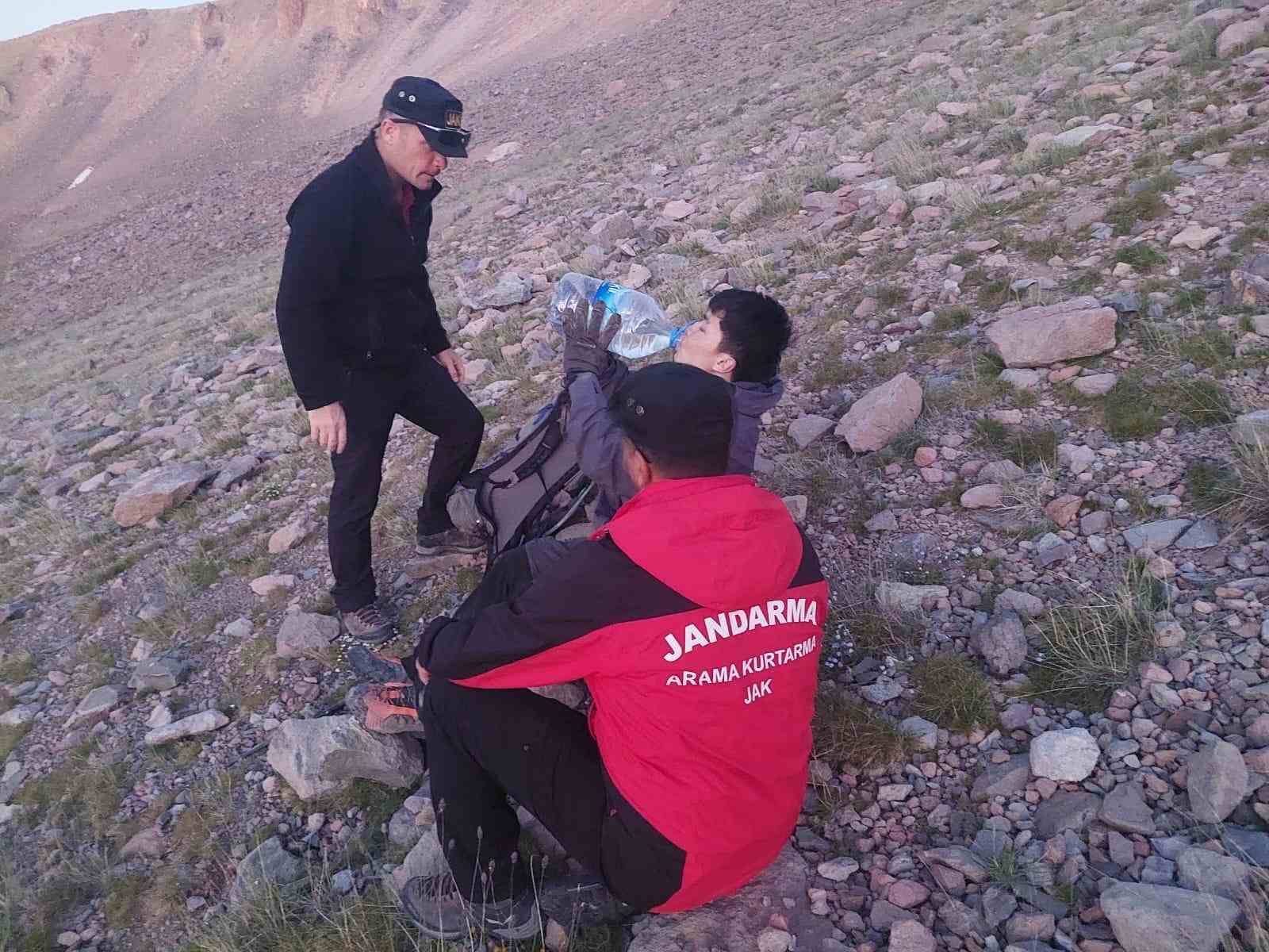erciyes-dagi-nda-mahsur-kalan-yabanci-uyruklu-kisi-kurtarildi