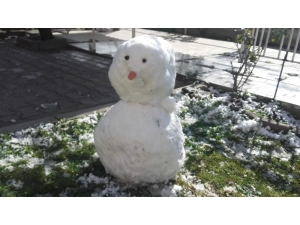 Balıkesir’de Denizde Fırtına, Dağlarda İse Kar Var