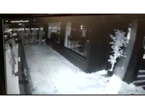 İçerisinde 5 Bin Tl’lik Makyaj Malzemesi Bulunan Çantayı Çaldı