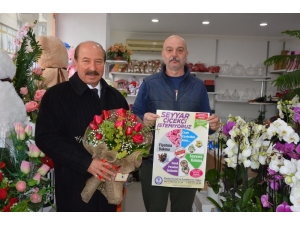 Manisa’da Korsan Çiçekçilere Tepki