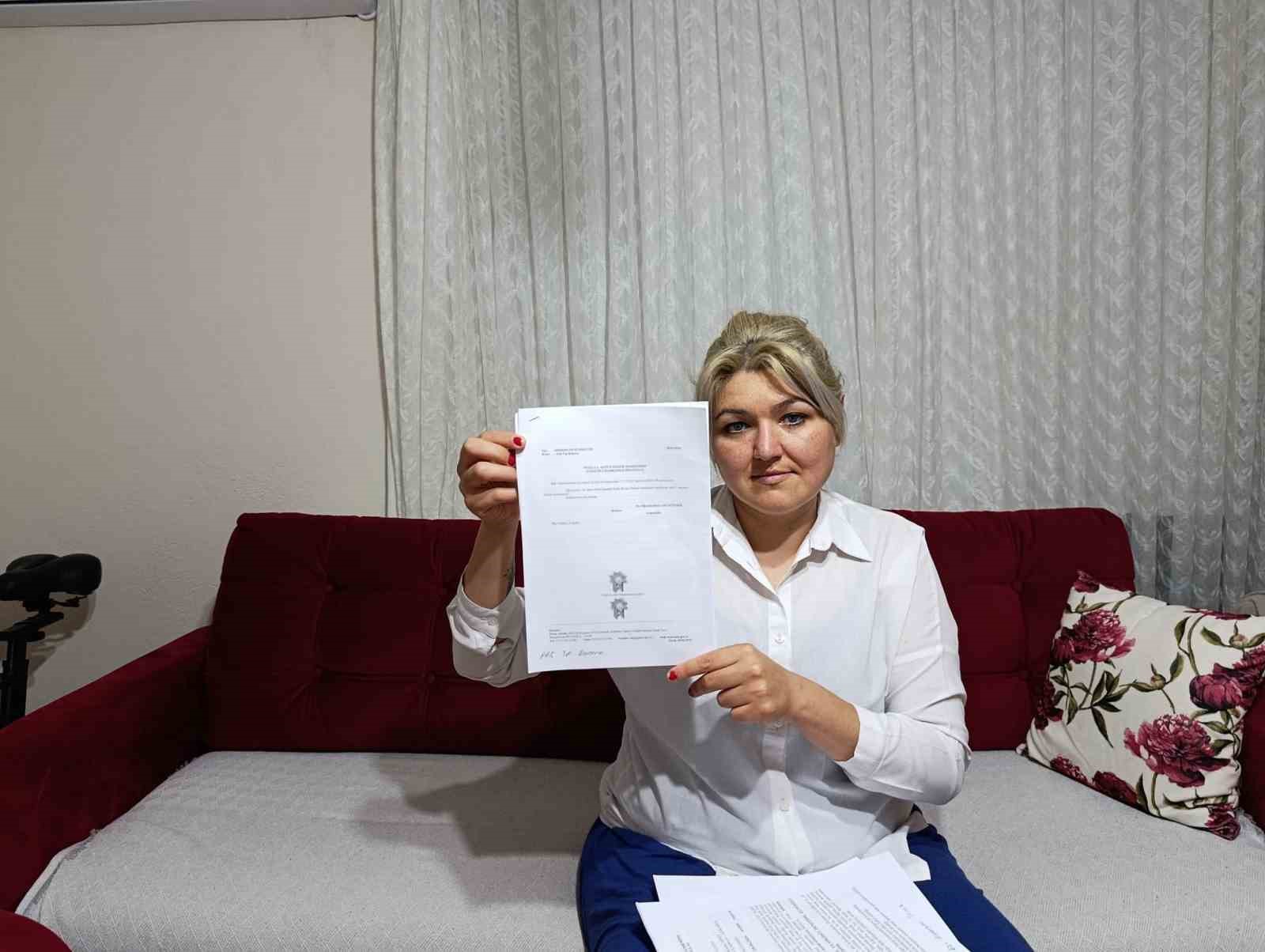 anket-icin-ismini-verdi-maasina-haciz-konuldu