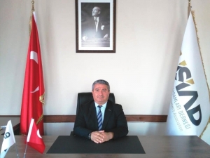 Başkan İsmail Tosun: "Akıncı, Türk Halkından Özür Dileyip İstifa Etmelidir"