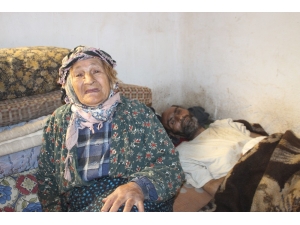 Yaşlı Çiftin Yardım Çığlığında Bulunduğu Oğullarına Devlet Sahip Çıktı
