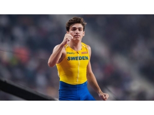 İsveçli Atlet Armand Duplantis Dünya Rekoru Kırdı