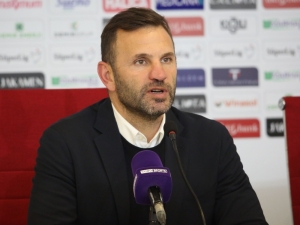 Okan Buruk: “Lig Yarışı Zorlu Bir Şekilde Sürüyor”