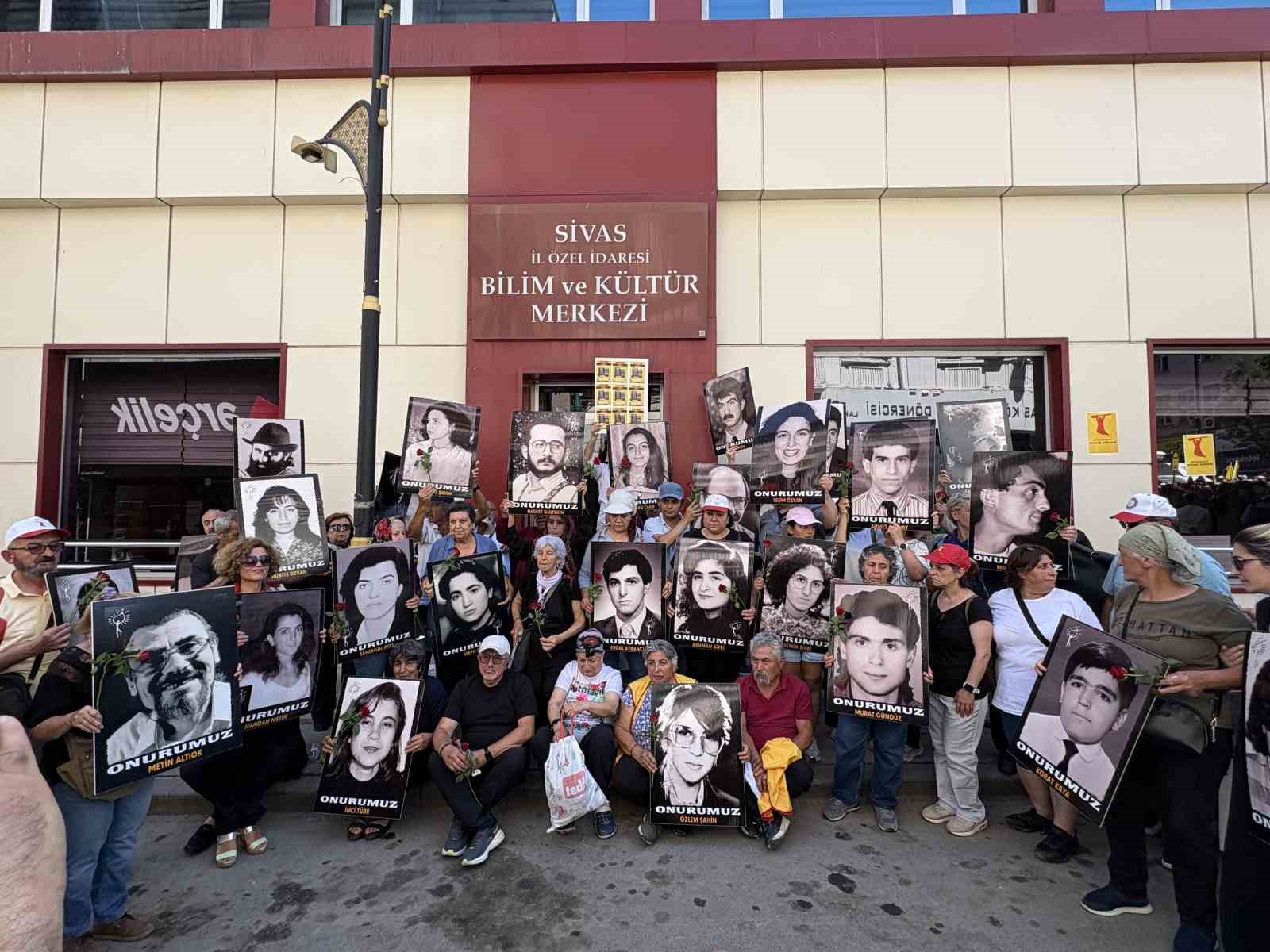 sivas-olaylarinda-hayatlarini-kaybedenler-anildi