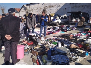 Bu Pazarda Her Şey 3’de Bir Fiyatına