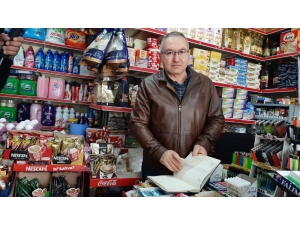 "Robin Hood" 3 Bin 500 Liralık Bakkal Borcunu Kapattı