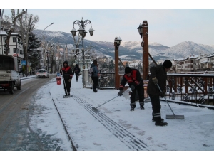 Amasya’da Kar Küreme Çalışmaları