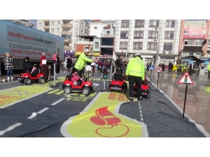 Türk Ve Suriyeli Çocuklara Uygulamalı Trafik Eğitimi