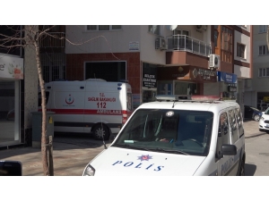 Oğlu Babasını Bıçakla Yaraladı