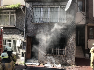 Fatih’te Yangın Paniği