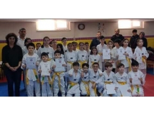 Kuşak Terfi Sınavında Ter Döktüler