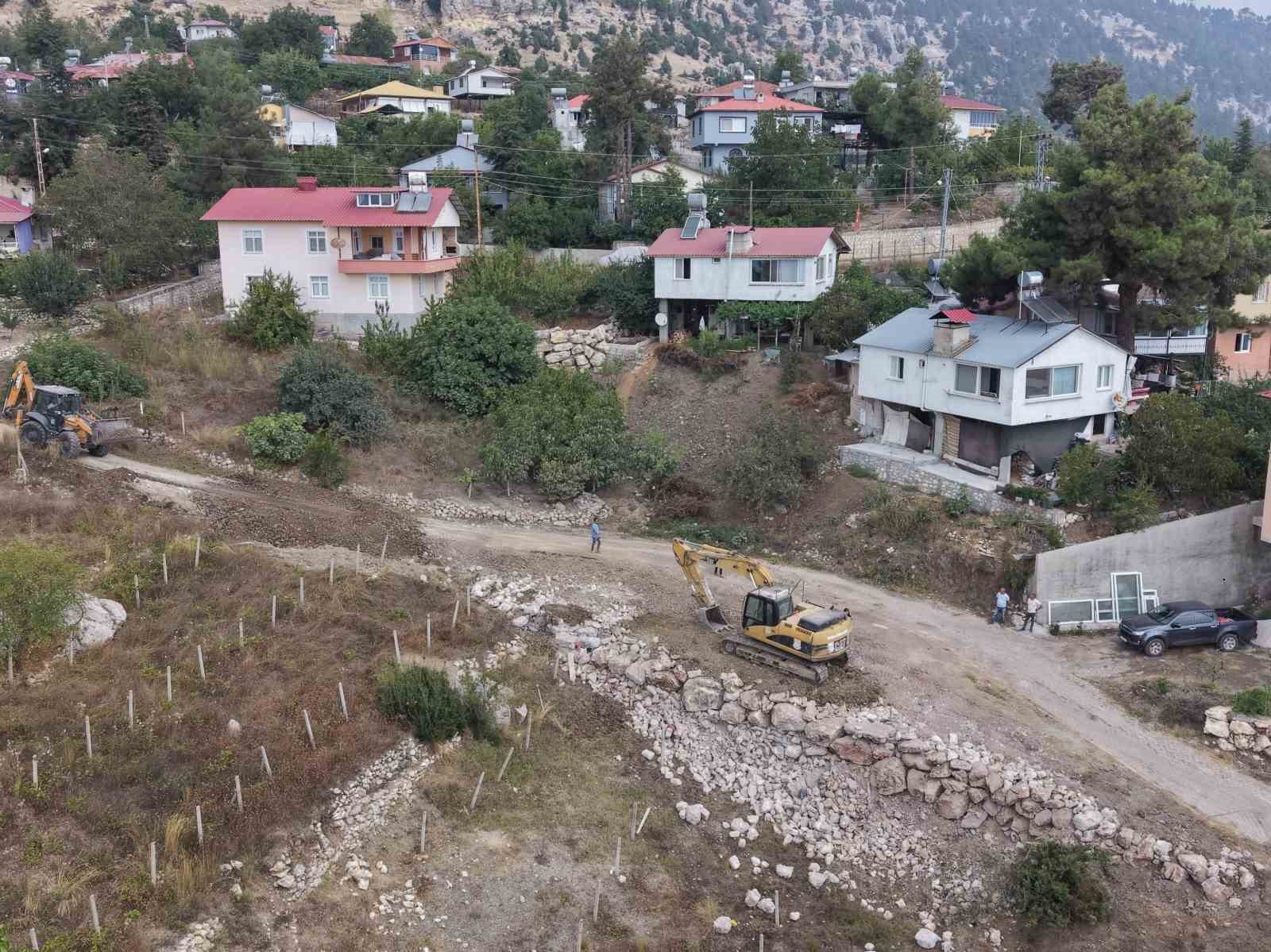 tarsus-belediyesinden-ulasimi-kolaylastiran-calisma