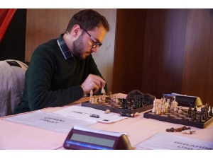 Satrançta İnönü’ye Altın Gurur