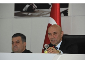 İzmir’de Gergin Meclis Toplantısı