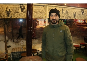 Soba Bir Anda Parladı, Müşteriler Etrafa Saçıldı