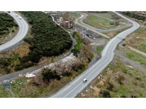 Çatalca’da Osmanlı Zamanından Kalma Mezarlarda İlgisizlik Dikkat Çekiyor