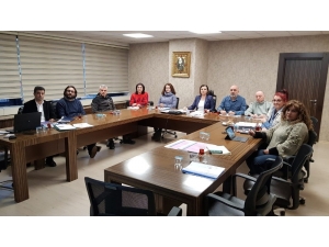 Başkan Hürriyet Sanat İçin Mesai Yapıyor