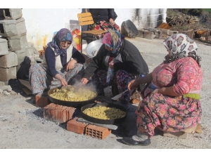 Yörükler, Gelenek Ve Göreneklerini Yaşatmaya Devam Ediyor