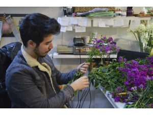 14 Şubat’ın Kötü Geçmemesi İçin Çiçeğinizi Güvenilir Adresten Alın