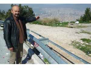 Gizemli Cinayeti Kırmızı Araba Çözecek