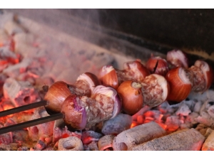 Gribin Doğal İlacı ’Soğan Kebabı’