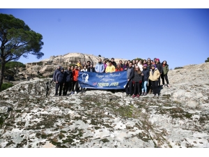 Gençler Atatürk İçin Yürüdü