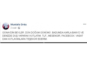 Doğum Gününü Karlı Havada Denize Girerek Kutladı