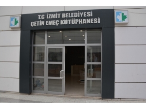 İzmit Belediyesi Çetin Emeç’in İsmini Kütüphanede Yaşatacak
