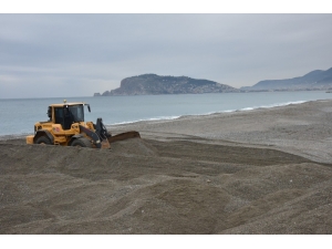 Dimçayı’nın Sahil Ağzında Temizlik Çalışması